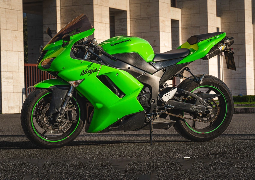 noleggio ninja zx6 r ninja